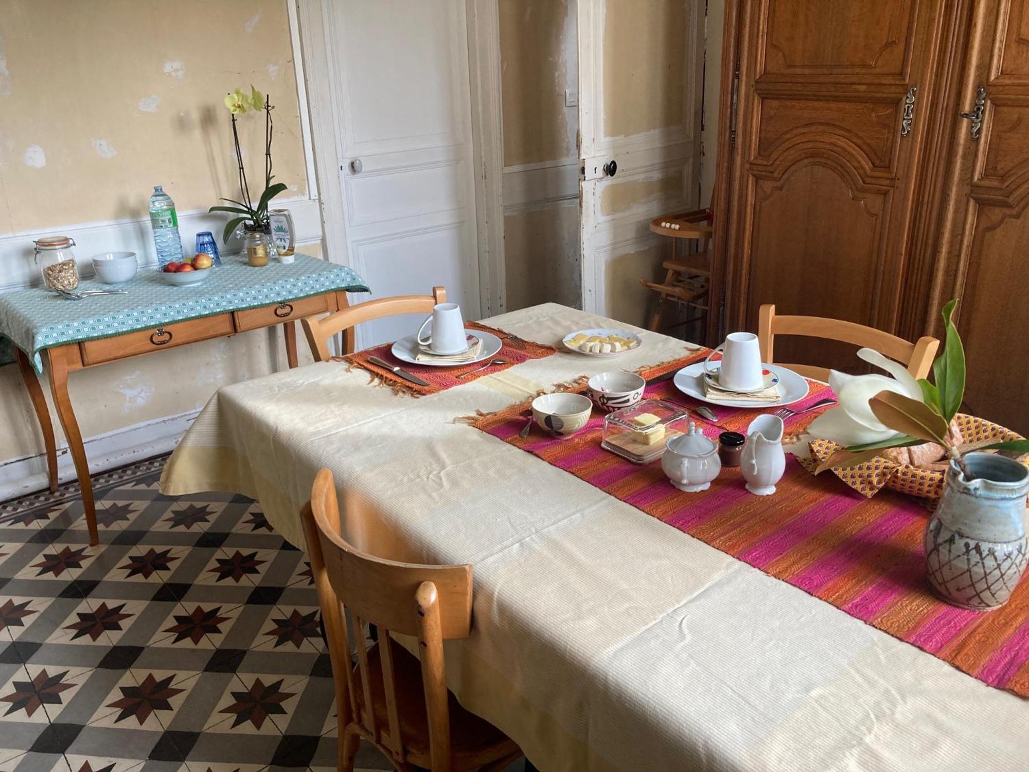 Bed and Breakfast Le Poulailler Loué Esterno foto