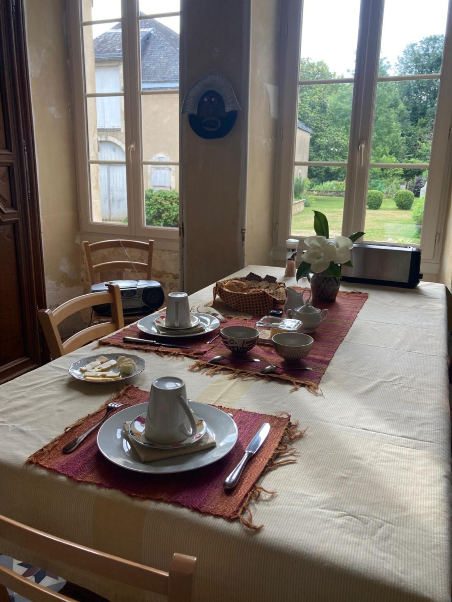 Bed and Breakfast Le Poulailler Loué Esterno foto