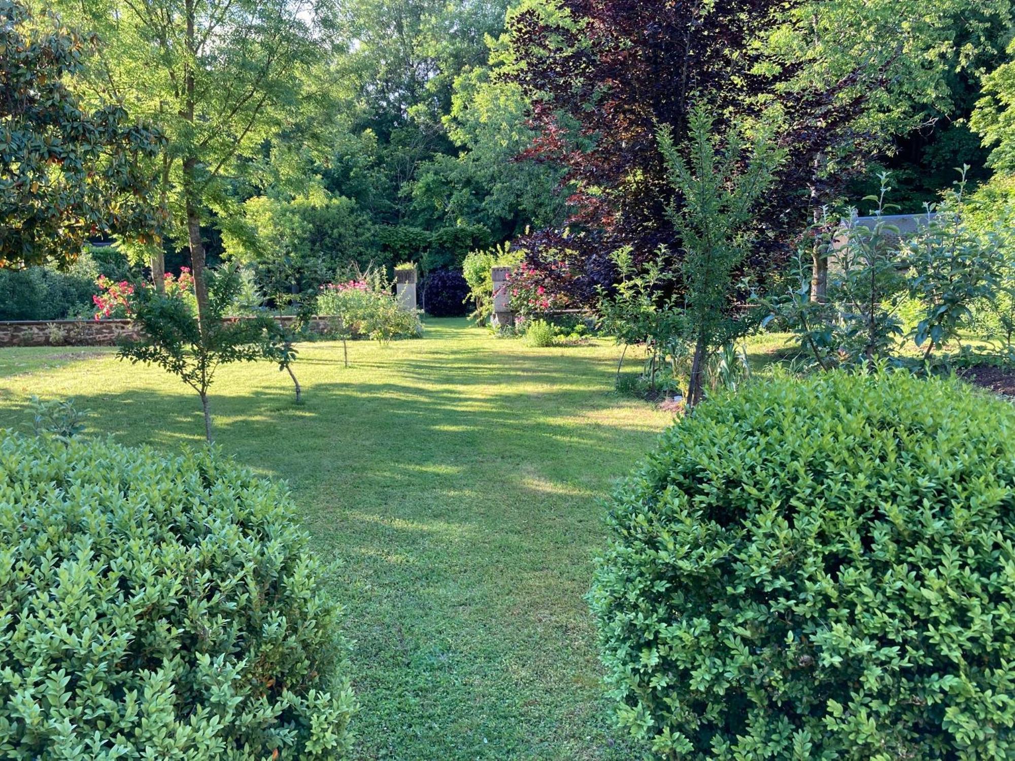 Bed and Breakfast Le Poulailler Loué Esterno foto